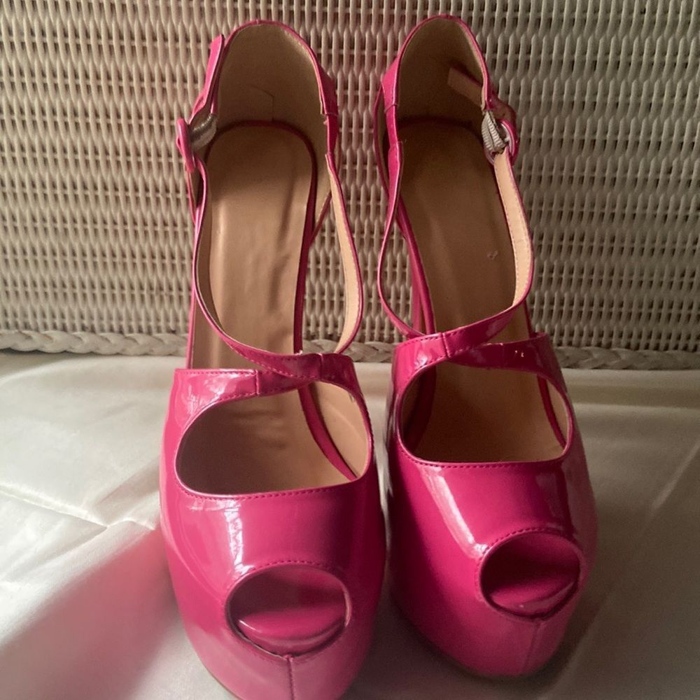 Hot Pink Heels